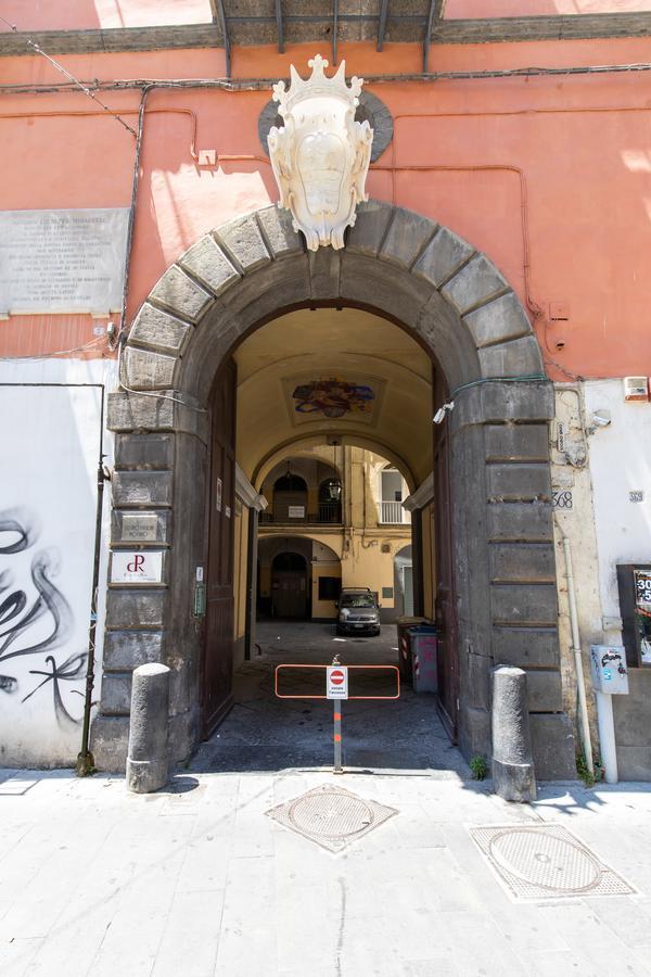 Bed and Breakfast Palazzo Della Porta à Naples Extérieur photo